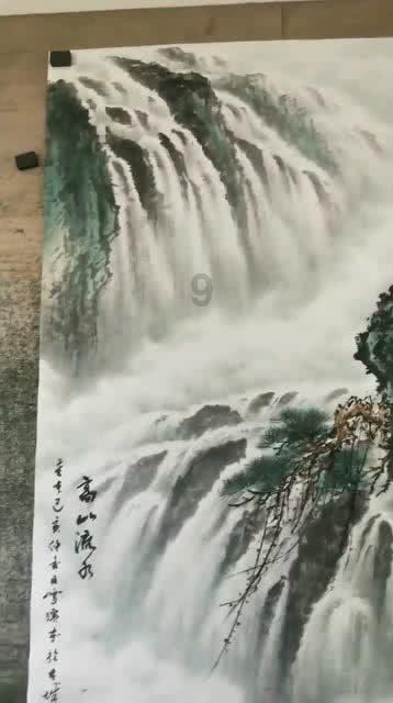 在路边灭火的杭州外卖小哥冲上热搜:我的矿泉水立了“大功”